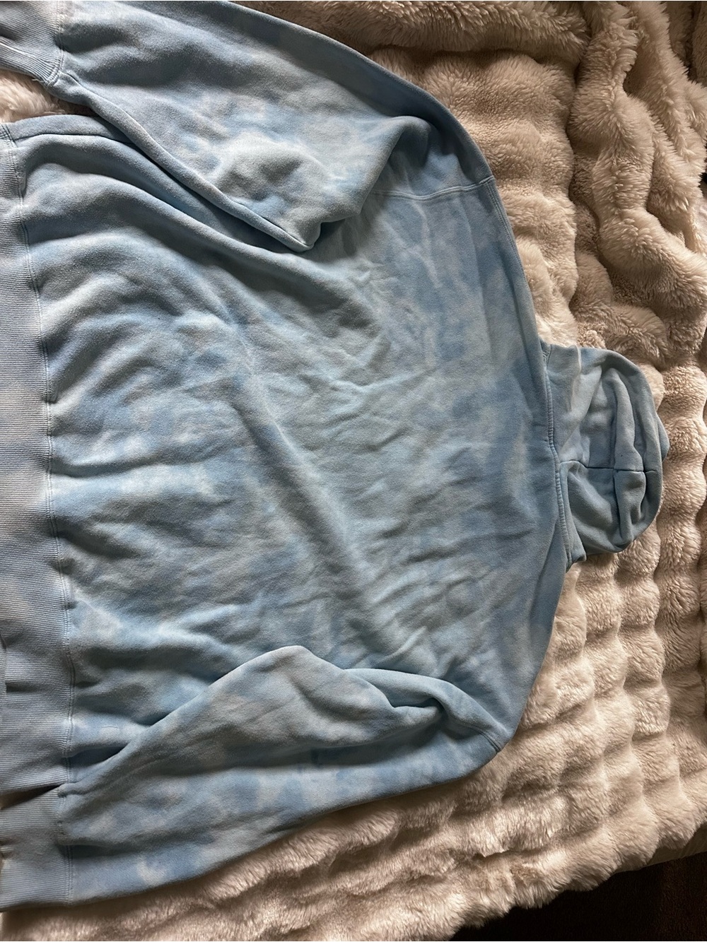 Taylor Swift 1989 Light Blue Tie-Dye Hooded Sweatshirt - - Picture 4 of 4